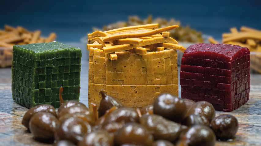 Ate de manzana, guayaba y fresa con higos en almíbar